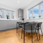 Stylish Stay Nine Elms Vauxhall 1 Bedroom Apartment