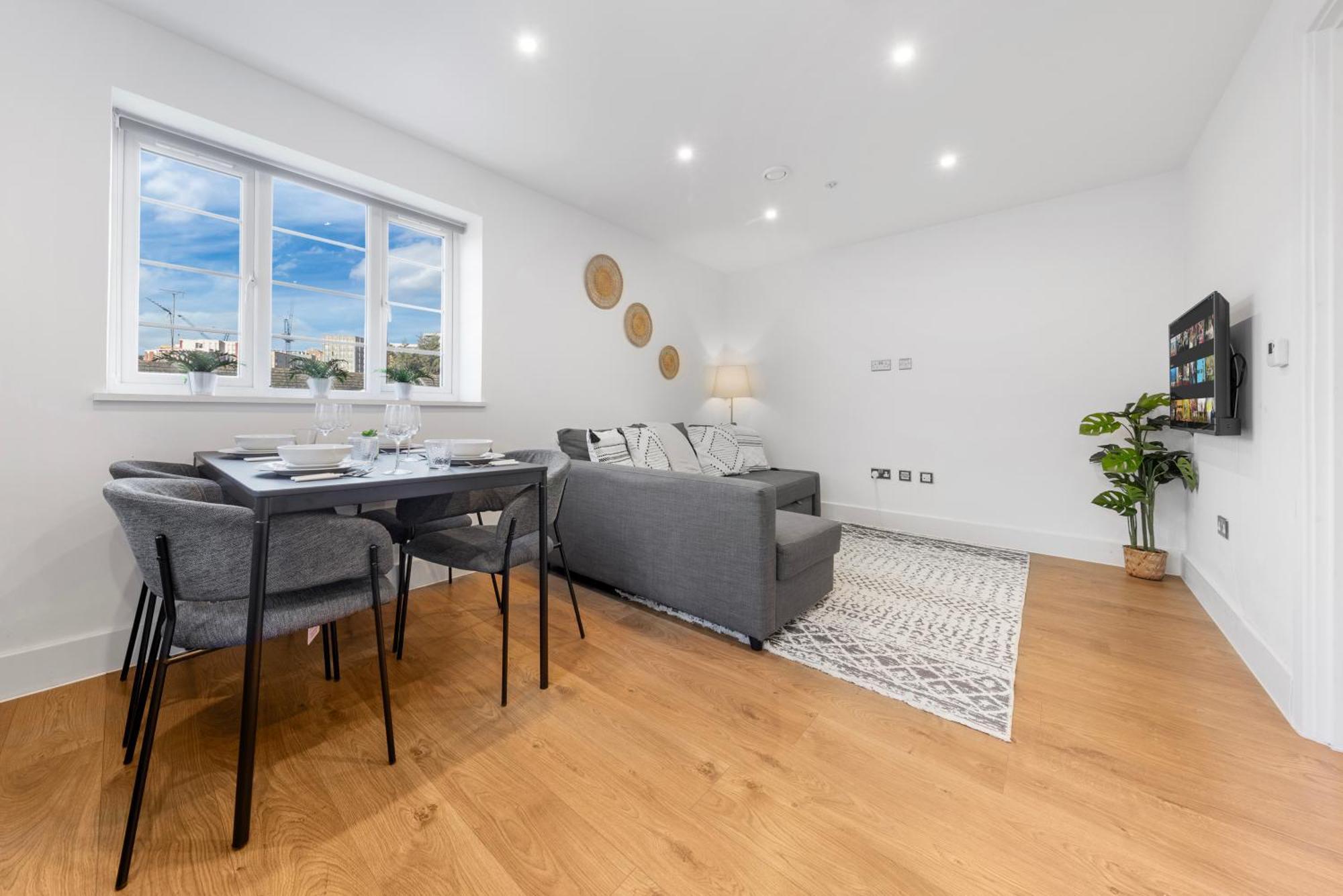 Stylish Nine Elms Vauxhall 1 Bedroom *
