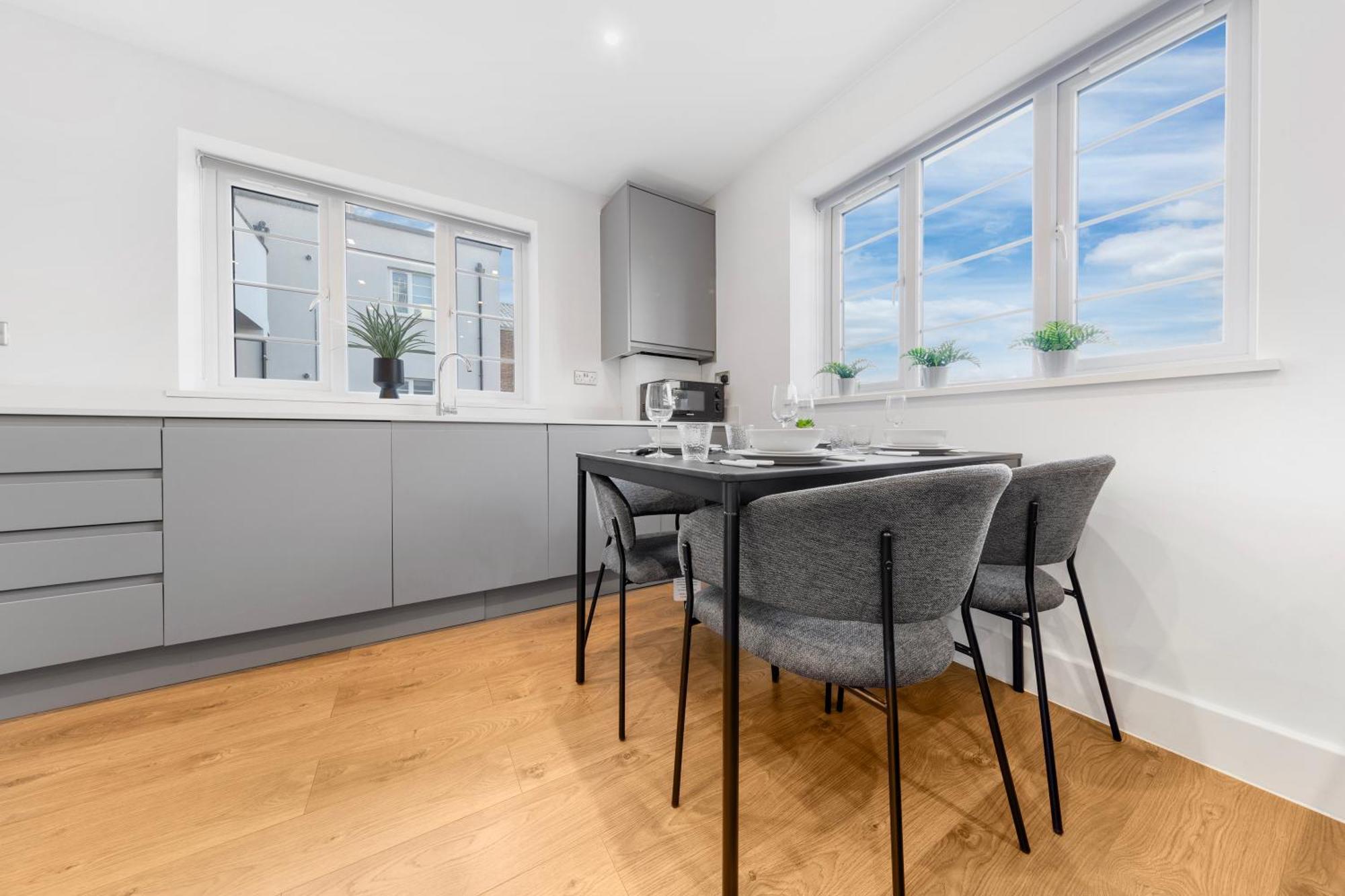 Apartment Stylish Nine Elms Vauxhall 1 Bedroom *